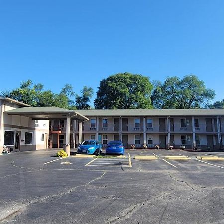 First Western Inn Caseyville Eksteriør billede