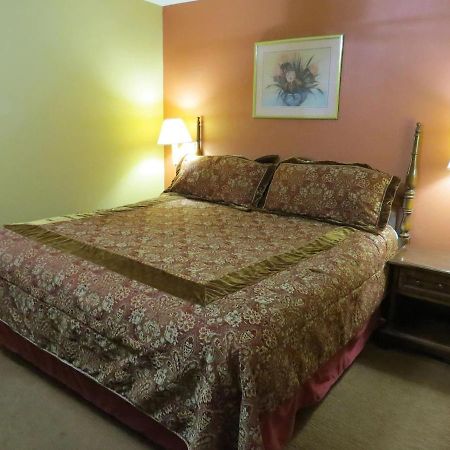 First Western Inn Caseyville Eksteriør billede