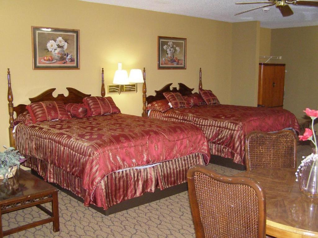 First Western Inn Caseyville Eksteriør billede