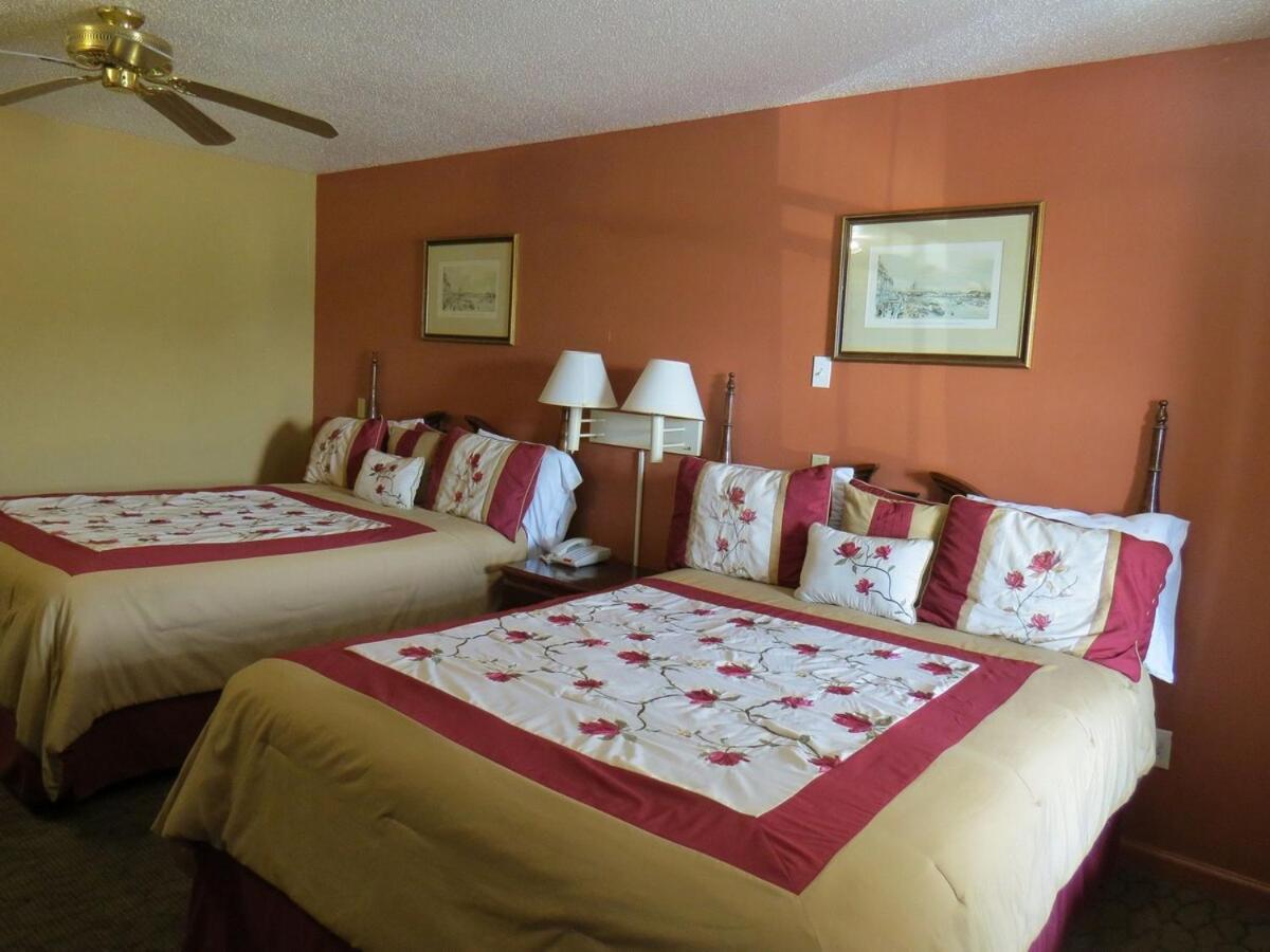 First Western Inn Caseyville Eksteriør billede