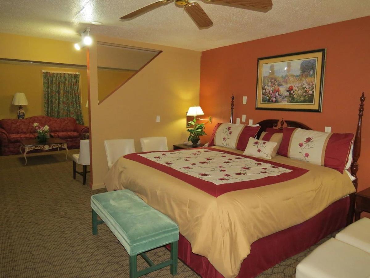 First Western Inn Caseyville Eksteriør billede